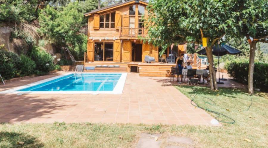 Houses location in Spain — Vista Productions