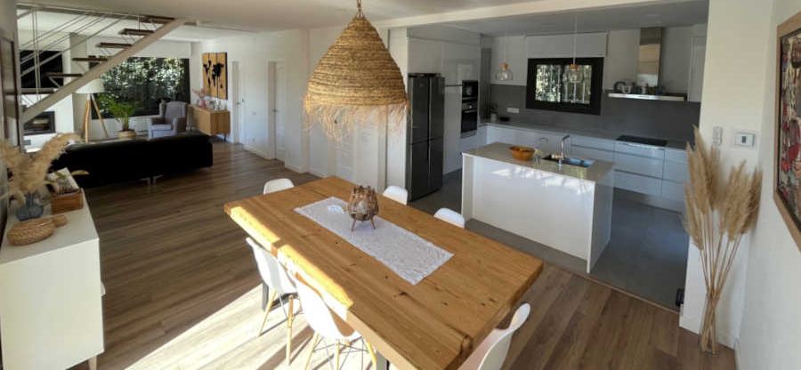 Houses location in Spain — Vista Productions