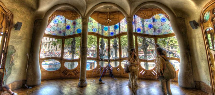 LANDMARKS location in Spain — Vista Productions