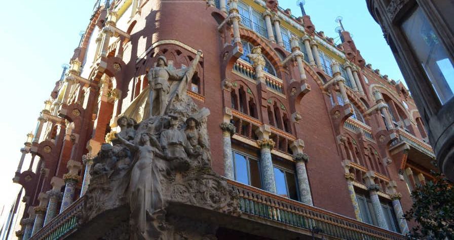 LANDMARKS location in Spain — Vista Productions