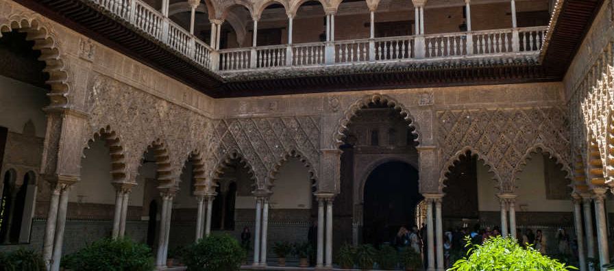 LANDMARKS location in Spain — Vista Productions